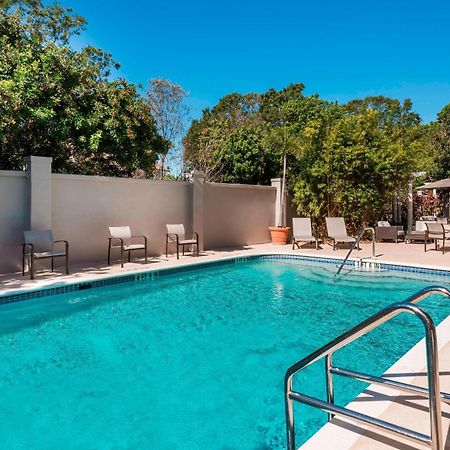 Courtyard Sarasota Bradenton Airport Hotel Bagian luar foto